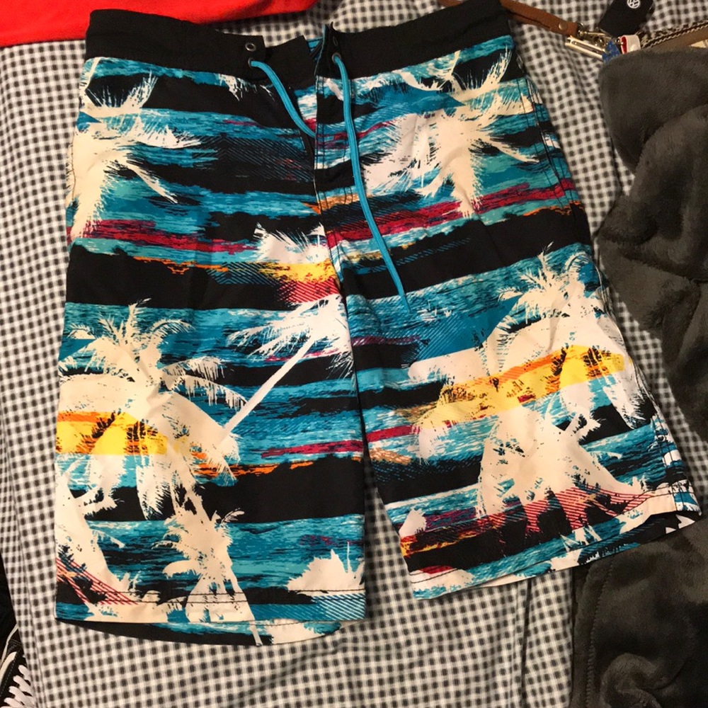 Men’s swim trunks